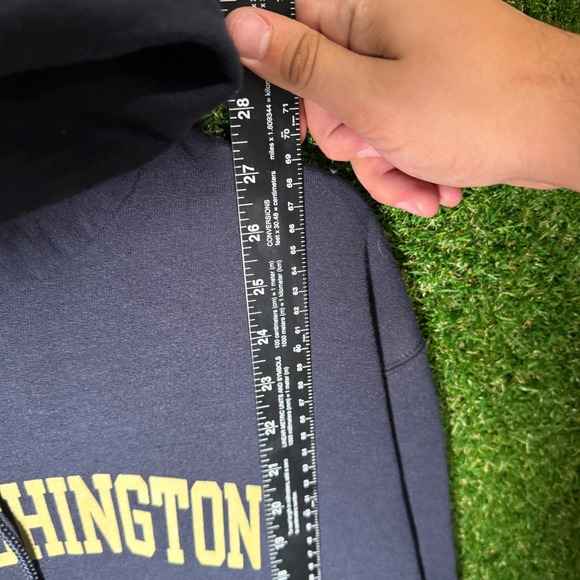 Champion George Washington Univ Navy Hoodie Men's L Embroidered Logo - Picture 2 of 5